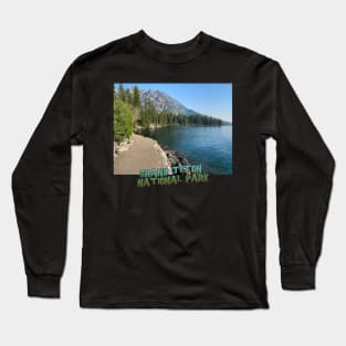 Wyoming State Outline (Grand Teton National Park - Lake Jenny Trail) Long Sleeve T-Shirt